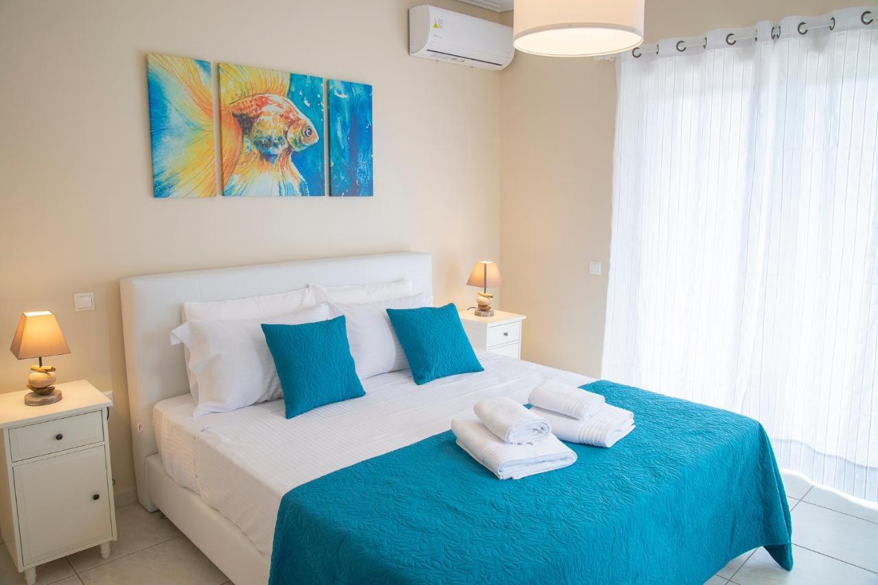 Helios: Charming Beach Home Next To Crystal Waters Néa Mákri Exterior foto