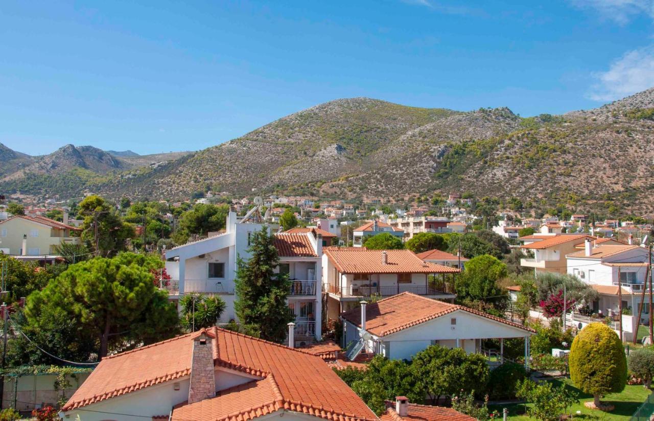 Helios: Charming Beach Home Next To Crystal Waters Néa Mákri Exterior foto