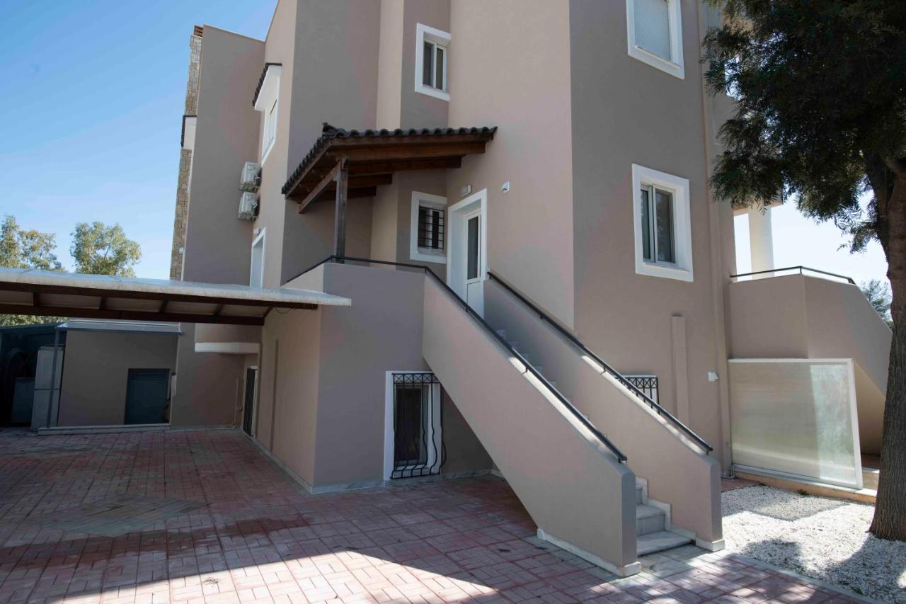 Helios: Charming Beach Home Next To Crystal Waters Néa Mákri Exterior foto